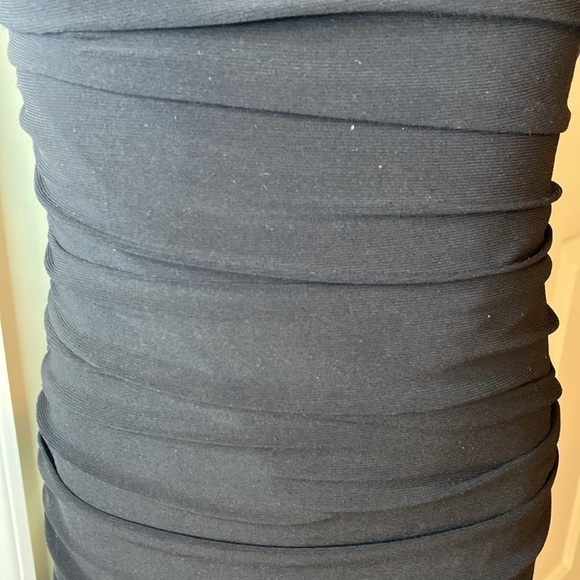 Un Deux Trois Bodycon Black One Shoulder Girls Dress STRETCHY- Like New - Picture 2 of 8